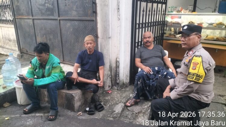 Polisi Turun Langsung! Sambangi Warga & Ojol, Perkuat Keamanan Johar Baru
