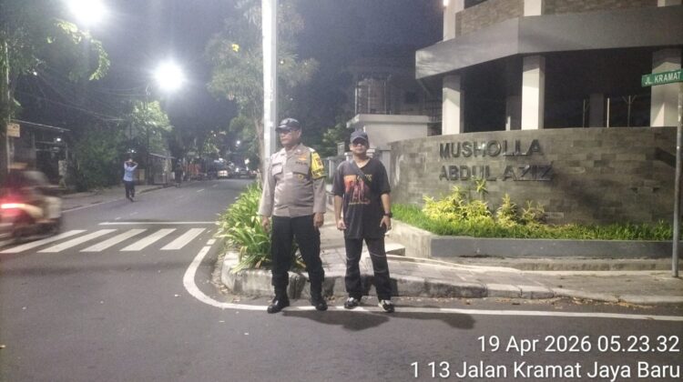 Usai Subuh, Bhabinkamtibmas dan FKDM Intensifkan Patroli Pantau Kondusifitas Wilayah