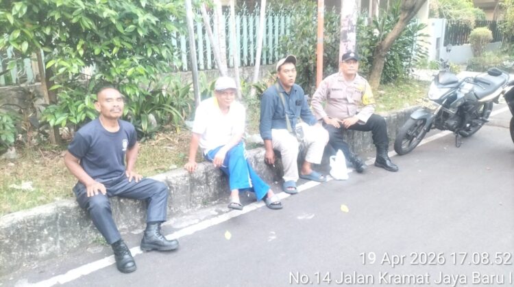 Sambangi Warga RW 01, Polisi Ingatkan Tamu Wajib Lapor 1×24 Jam