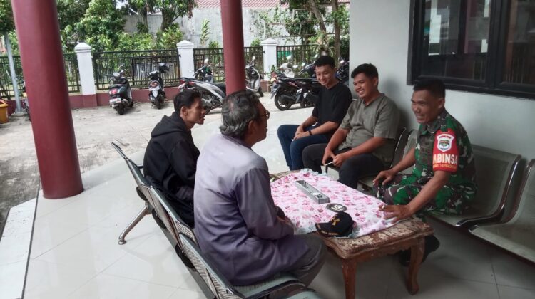 Kegiatan Komsos Babinsa Koramil 14/Panongan dalam Rangka Meningkatkan Kamtibmas