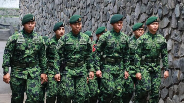 Peringati HUT ke-74, Yonif 330 Kostrad Ziarah ke TMP Cikutra