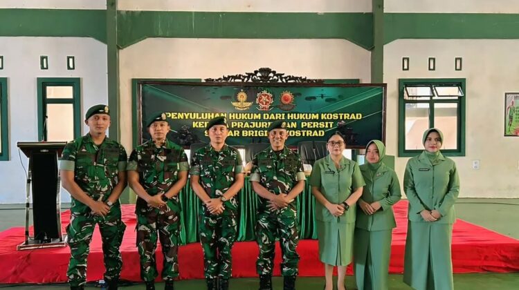 Prajurit dan Persit Brigif 3 Kostrad Antusias Ikuti Penyuluhan Hukum Kostrad