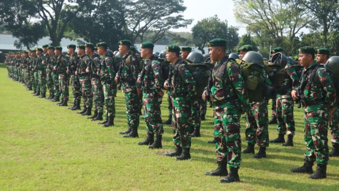 
					Tingkatkan Profesionalisme Satuan, Yonarmed 1 Kostrad Terima Wasgiat Bidang Ops Sops Mabesad