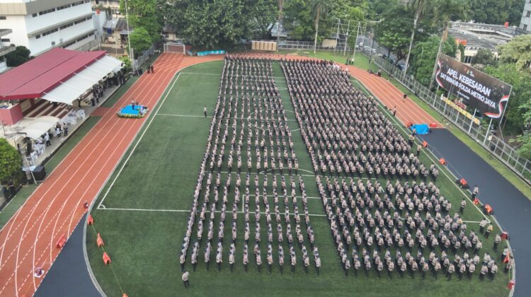 Kapolda Metro Jaya Pimpin Apel 2.098 Personel Brimob di Stadion Presisi, Tekankan Sikap Disiplin dan Humanis