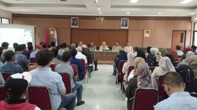 
					Sinergitas Tiga Pilar Tanah Abang dalam Sosialisasi Pembatasan Sampah dan Ketahanan Pangan