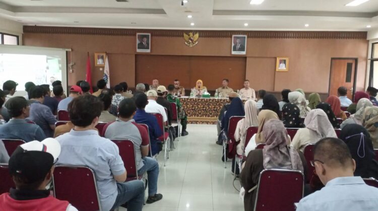 Sinergitas Tiga Pilar Tanah Abang dalam Sosialisasi Pembatasan Sampah dan Ketahanan Pangan