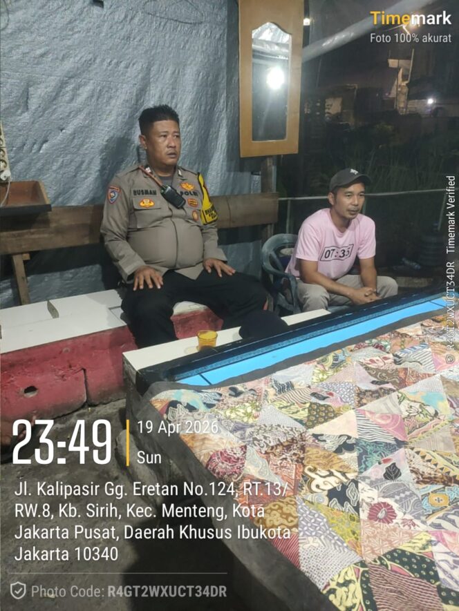 
					Sinergi Bhabinkamtibmas dan Warga, Perbatasan Kalipasir Tetap Aman Kondusif