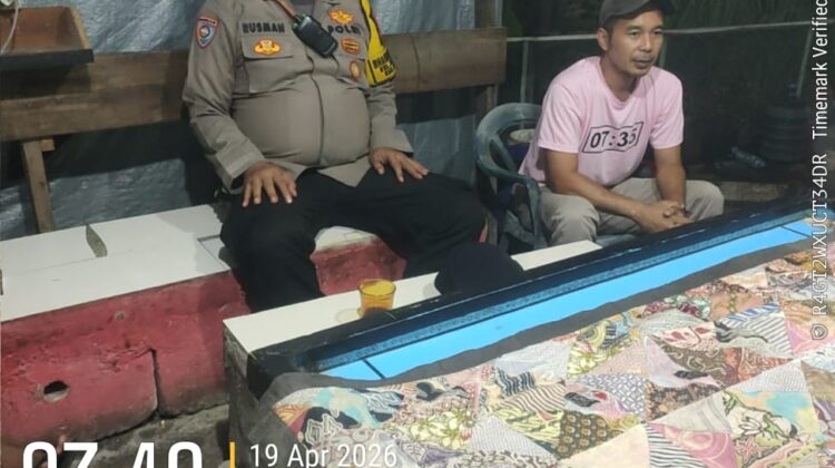 Sinergi Bhabinkamtibmas dan Warga, Perbatasan Kalipasir Tetap Aman Kondusif