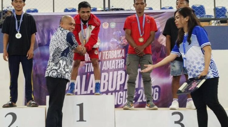 Petarung Julu Siri Dominasi Kejuaraan Tinju Sangihe, Raih Juara 1 dan Petinju Terbaik