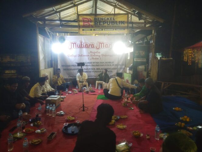 
					Dakwah di Kolong Jembatan, Ustadz Endang Irawan Bongkar Bahaya Pinjol dan Judol