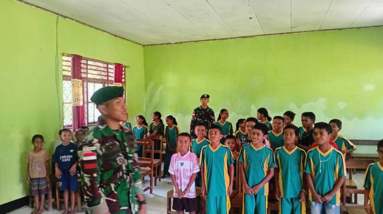 Bakti di Batas Cerdas Tanpa Batas, Satgas Pamtas Yonarhanud 2 Kostrad Jadi Guru di SDK Tali