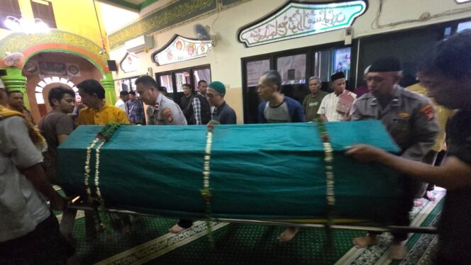 
					Polres Jakpus Melayat Korlap Ojol Jaga Jakarta Meninggal Dunia