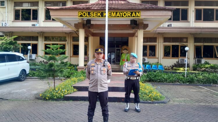 Pelayanan Maksimal untuk Warga, Wakapolsek Kemayoran Tekankan Disiplin Saat Apel