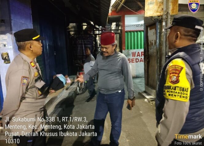 
					Sinergi Polisi dan Warga, RW 03 Menteng Perkuat Patroli Cegah Kejahatan