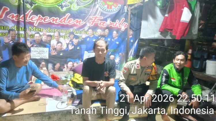 Sambangi Pangkalan Ojol, Polisi Ajak Pengemudi Aktif Jaga Kamtibmas