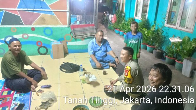 
					Jaga Malam Tetap Aman, Polisi Gencarkan Sambang Satkamling dan Wajib Lapor Tamu