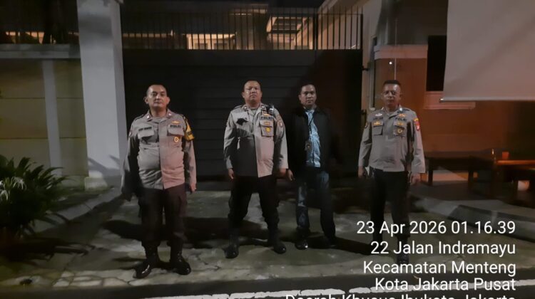 Patroli Cipkon Menteng Amankan Kawasan Jalan Indramayu, Polisi Jaga Stabilitas Malam