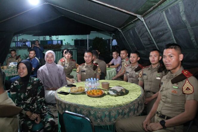 
					Tangguh di Air, Siap di Medan Tempur! Pangdivif 1 Kostrad Pimpin Latihan Renang Militer