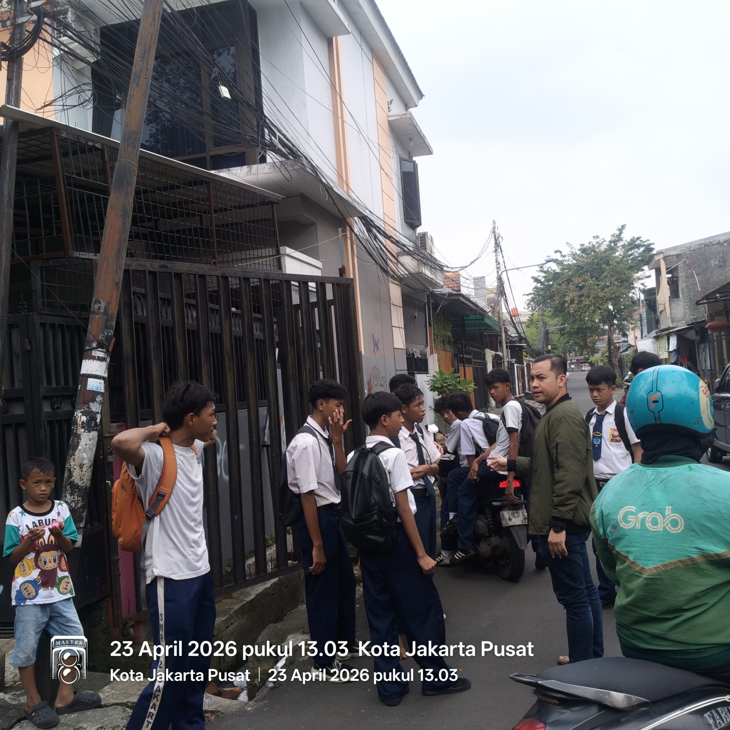 Gerak Cepat Polsek Johar Baru Tertibkan Pelajar Nongkrong, Cegah Potensi Tawuran