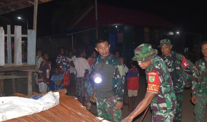 Dansatgas Tinjau Progres Pembangunan TMMD di Kampung Keakwa Pasca Pembukaan Resmi