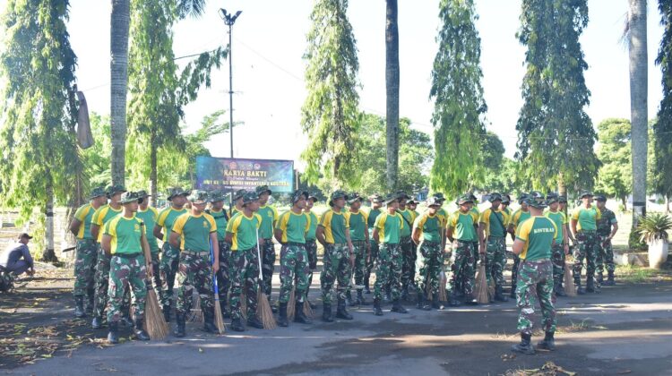 Brigif 9 Kostrad Gelar Karya Bakti Pembersihan TMP Patrang Dalam Rangka Menyambut HUT Ke-65 Divisi Infanteri 2 Kostrad.