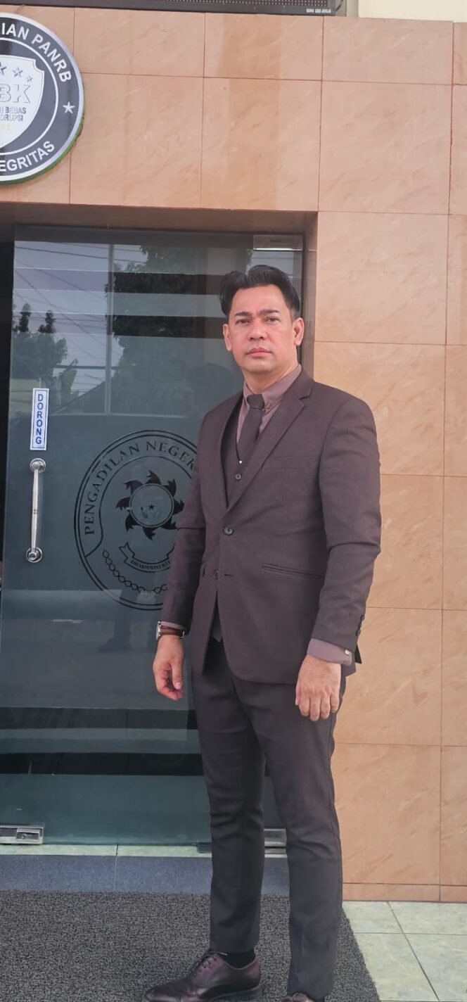 
					PN Jakarta Pusat Kabulkan Sebagian Gugata Status Perkawinan, Nyatakan Penggugat sebagai Istri Sah*,Tegas Dr.WILPAN PRIBADI