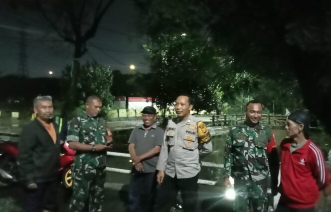 
					Sinergitas TNI-Polri dan Warga, Patroli/Siskamling Ciptakan Rasa Aman di Cakung