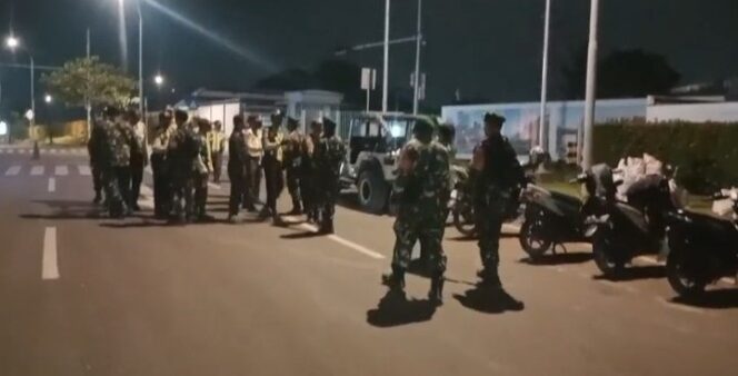 
					Tingkatkan Kamtibmas Di Wilayah Koramil 02/Curug Gelar Patroli Bersama Komduk 
