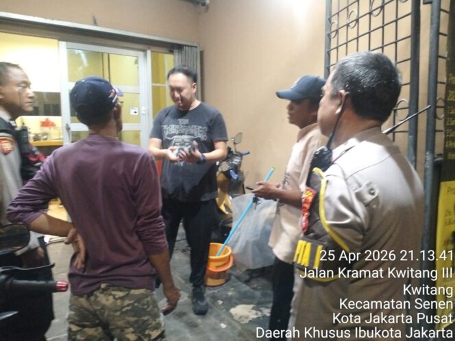 
					Polisi Cek TKP Dugaan Pencurian di Kramat Kwitang, Pelaku Sempat Terekam CCTV