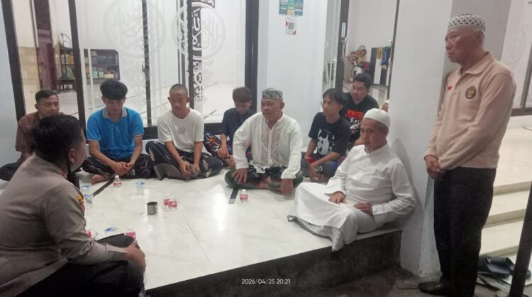 Pembinaan 13 Remaja Terlibat Tawuran di Kartini, Kapolsek Gandeng Tokoh Agama Dan Guru Ngaji
