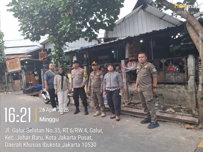 
					Penataan PKL Humanis, Polsek Johar Baru Bersama 3 Pilar Beri Imbauan di Pasar Gembrong