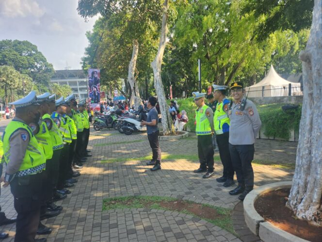 
					91 Personel Gabungan Amankan Konser “TREASURE TOUR (PULSE ON) IN JAKARTA” di Indonesia Arena Senayan