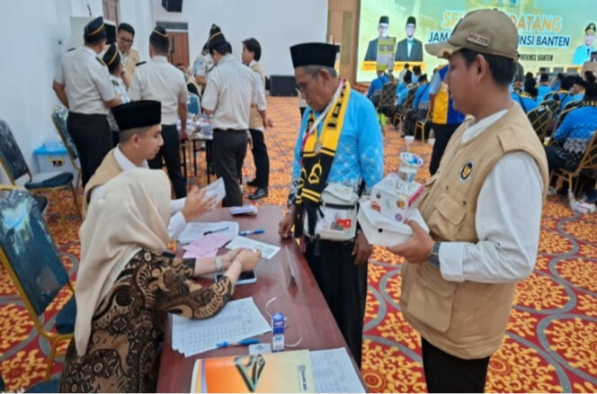 
					BRI KC Tangerang Ahmad Yani Dukung Perjalanan Suci Jamaah Haji 2026 melalui Pendistribusian Banknotes