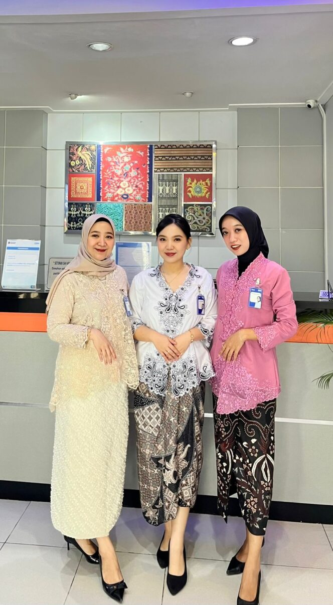 
					Semangat Kartini di BRI KCP Palem Semi: Wujudkan Pelayanan Humanis dan Berbudaya