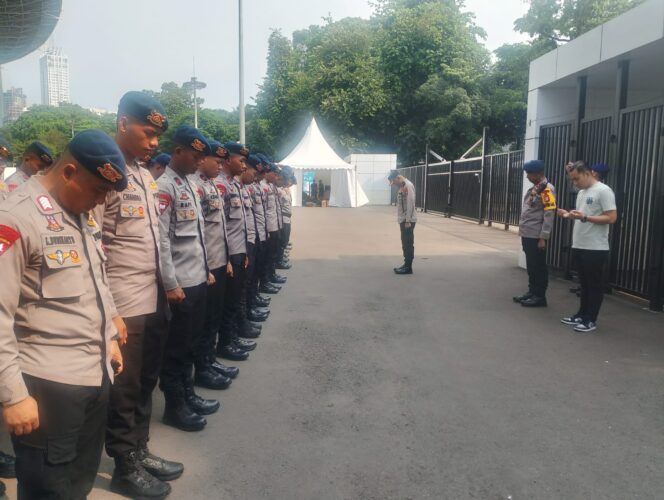 
					Apel Pengamanan Laga Persija vs Persis di GBK, Aparat Siaga Jaga Kondusivitas