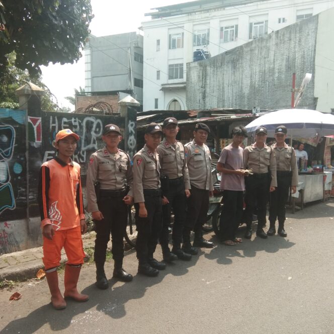 
					Gembleng Bintara Muda, Polsek Johar Baru Bekali Latja Fungsi Samapta Turjawali