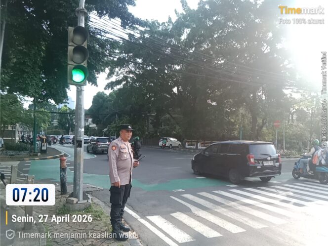 
					Kapolsubsektor Mutia Siaga Pagi, Lalin Tl Cokroaminoto Menteng Tetap Lancar