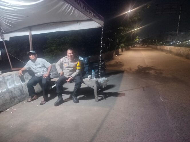 
					Bhabinkamtibmas Duri Pulo Sambangi Satkamling RW 09, Perkuat Sinergi Jaga Kamtibmas