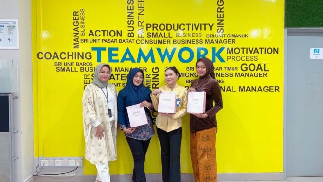 
					BRI BO Pandeglang Lakukan Pendistribusian Make Up untuk Seluruh Frontliner