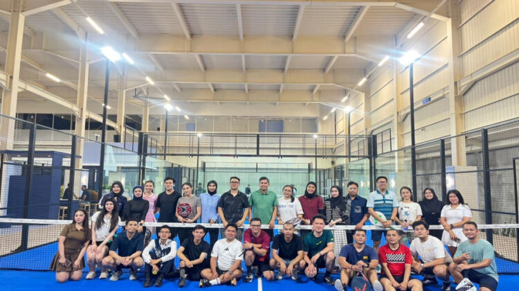 BRI KC Palmerah dan BRI KC Puri Niaga Gelar Olahraga Padel Bersama untuk Tingkatkan Kekompakan Tim