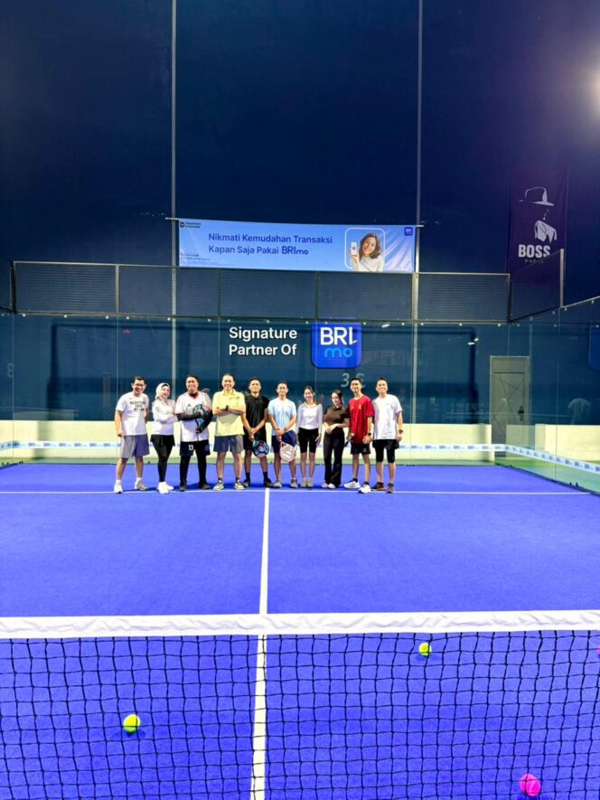 
					Kegiatan Olahraga Bersama Pekerja BRI KC Jelambar di Boss Padel