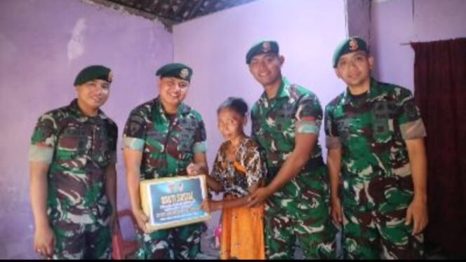 
					Peringatan HUT ke-65 Divif 2 Kostrad, Yonarmed 1 Gelar Bakti Sosial
