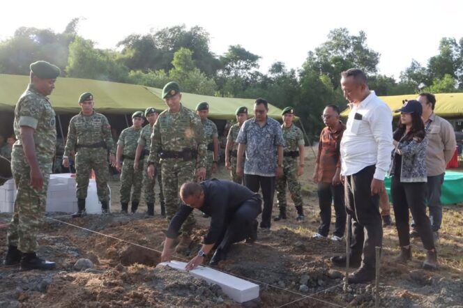 
					Teguhkan Jiwa Korsa, Danyonif 305 Kostrad Pimpin Peletakan Batu Pertama Tugu Lembah Pasir Ipis
