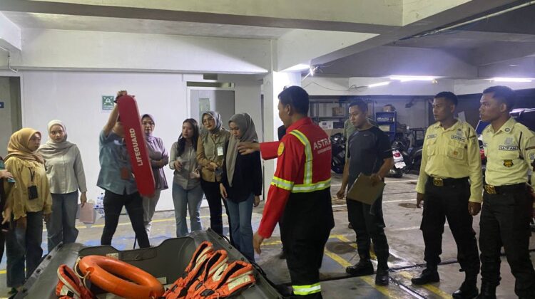 BRI BO Pamulang Gandeng Tim SAR Astra Jakarta Gelar Simulasi Tanggap Bencana Banjir dan Gempa Bumi
