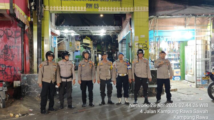 Patroli Cipta Kondisi Dini Hari, Polisi Antisipasi Gangguan Kamtibmas di Johar Baru