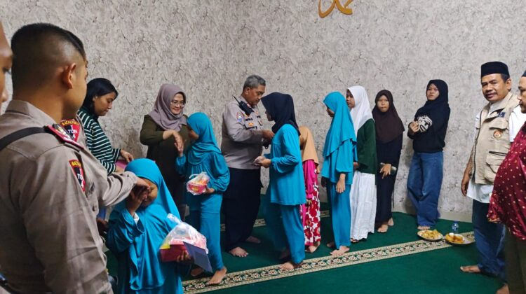 Polsek Sawah Besar Gelar Doa Bersama dan Santunan Anak Yatim, Perkuat Kepedulian Sosial