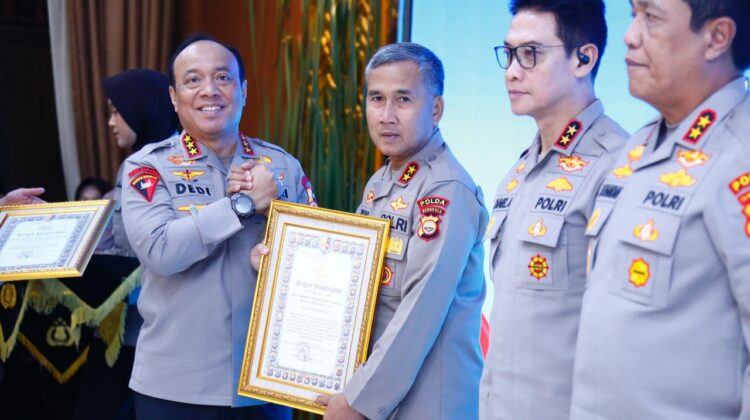 POLRI BERI PENGHARGAAN IKPA TERBAIK PADA RAKERNIS EMPAT FUNGSI PUSAT POLRI 2026