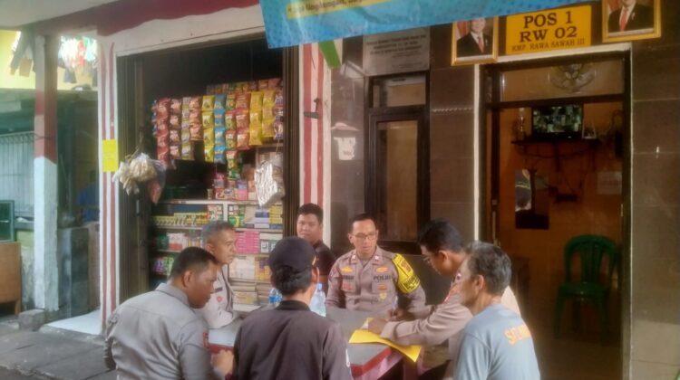 Bhabinkamtibmas Kampung Rawa Dampingi Survey Lomba Satkamling Nasional 2026 di Poskamling RW 02