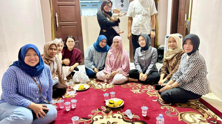 Wujud Solidaritas, Serikat Pekerja dan Karyawan BRI BO Labuan Gelar Takziah