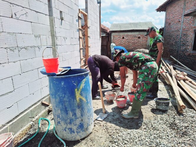 
					TMMD Kodim Pati Bangun RTLH di Desa Godo, Warga Turut Gotong Royong